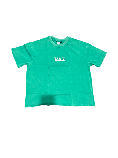 EVÁ Distressed Tee